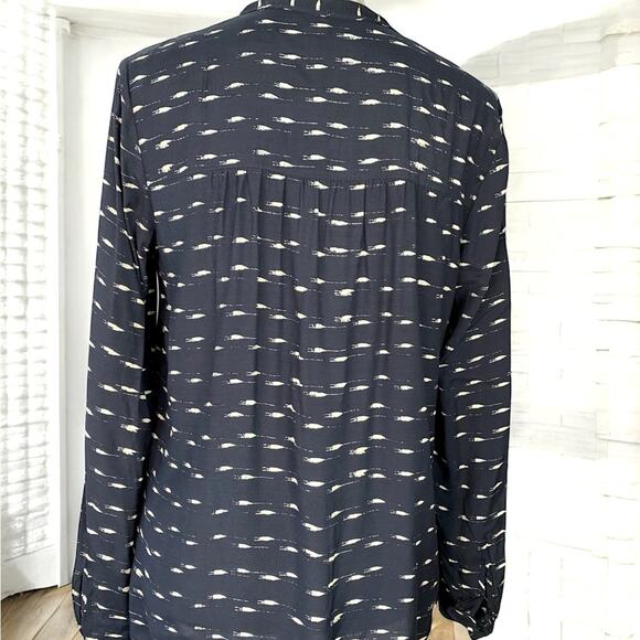 Hobbs London Popover Tie Neck Long Sleeve Blouse Navy 6 NWOT - Picture 3 of 12